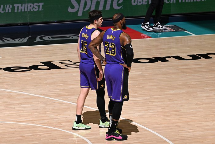 世俱杯买球-湖人交易补强,里奇保罗施压,如何调整阵容才能争冠?|里夫斯|里奇·保罗|贾伦·杰克逊|本-西蒙斯|洛杉矶湖人队_新浪体育_新浪新闻